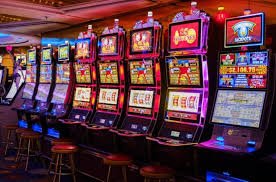 presidenslot888 Wild Bandito live studio interior showing game board and dealer position